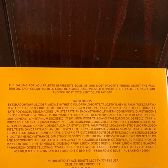 🌟Host Pick🌟 Ace beauté beauty falling for you eyeshadow palette - Brand new - Picture 3 of 4